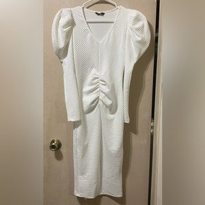 ☀️ White Ruched Bodycon Dress with Statement Shoulders - SHEIN Size XS